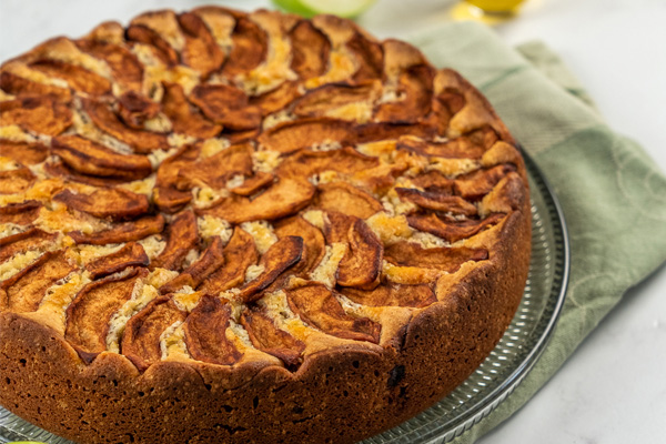 Apple Olive Oil Cake